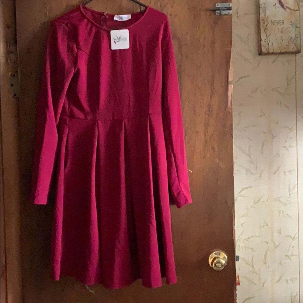 4/$20 🦄🛍NWT ABBY+ ANNA Red Dress